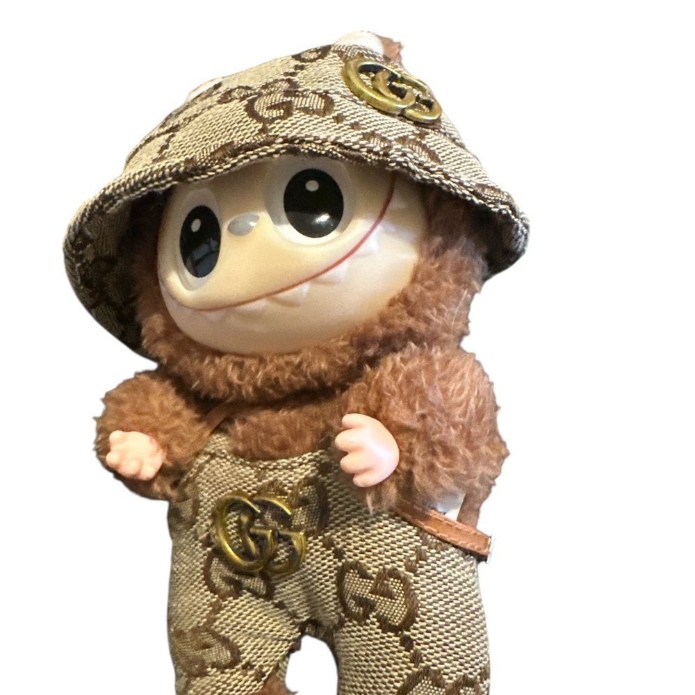 NEW Luxury Clothes For Popmart Labubu Doll -CLOTHES ONLY and backpack - Picture 3 of 3